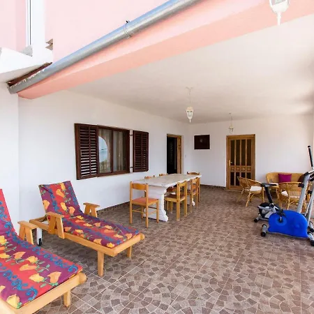 Welcoming In With Terrace Apartment Tribanj-Kruscica