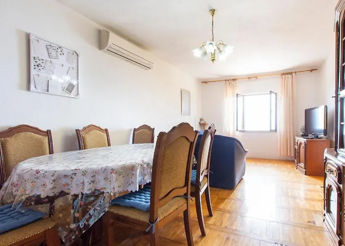 Apartment In Tribalj With Sea View And Tribanj-Kruscica